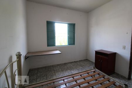 Casa à venda com 225m², 5 quartos e 3 vagasQuarto 2 (piso superior)