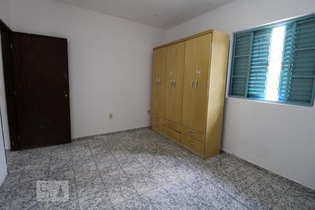 Casa à venda com 225m², 5 quartos e 3 vagasQuarto 5 (piso superior)