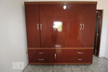 Casa à venda com 225m², 5 quartos e 3 vagasQuarto 4 suíte (piso superior)