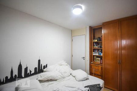 Apartamento à venda com 370m², 5 quartos e 4 vagas Apartamento à venda com 370m², 5 quartos e 4 vagasSuíte 3