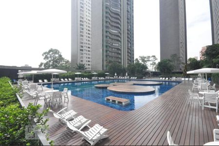 Apartamento à venda com 370m², 5 quartos e 4 vagasPiscina
