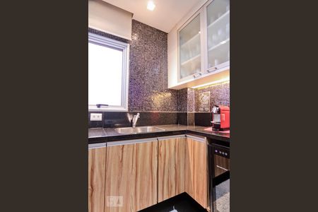 Apartamento à venda com 120m², 2 quartos e 2 vagas Apartamento à venda com 120m², 2 quartos e 2 vagasÁrea de Serviço
