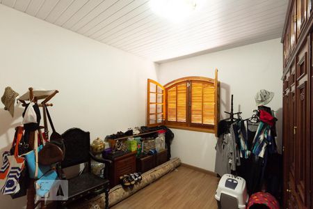 Casa para alugar com 148m², 4 quartos e 3 vagas Casa para alugar com 148m², 4 quartos e 3 vagasQuarto 2