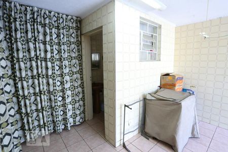 Casa à venda com 300m², 4 quartos e 5 vagasÁrea de Serviço