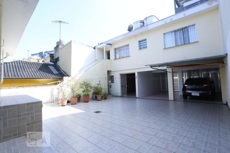 Casa à venda com 300m², 4 quartos e 5 vagasQuintal