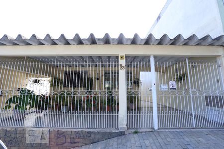 Casa à venda com 300m², 4 quartos e 5 vagasFachada