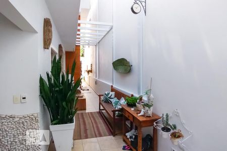 Casa à venda com 233m², 3 quartos e 2 vagas