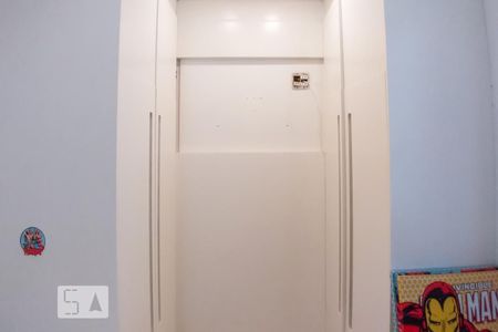 Casa à venda com 233m², 3 quartos e 2 vagas