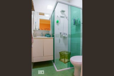 Casa à venda com 233m², 3 quartos e 2 vagas