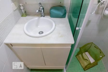 Casa à venda com 233m², 3 quartos e 2 vagas