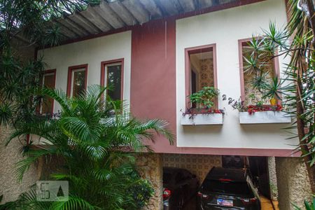 Casa à venda com 495m², 5 quartos e 5 vagasFachada