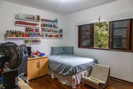 Casa à venda com 495m², 5 quartos e 5 vagasQuarto 3