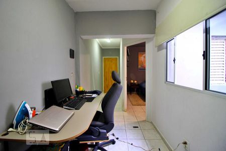 Casa à venda com 250m², 3 quartos e 2 vagasEscritório