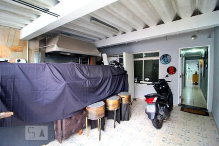 Casa à venda com 250m², 3 quartos e 2 vagasGaragem