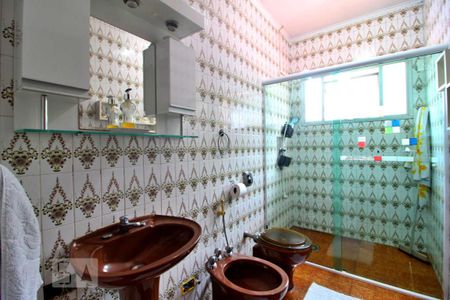 Casa à venda com 250m², 3 quartos e 2 vagasBanheiro