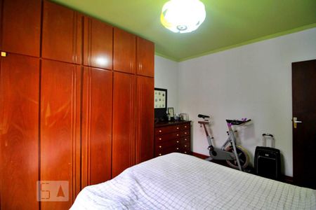 Casa à venda com 250m², 3 quartos e 2 vagasQuarto 3