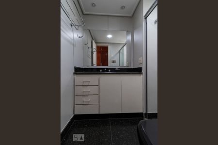 Apartamento para alugar com 42m², 1 quarto e 1 vaga Apartamento para alugar com 42m², 1 quarto e 1 vagaBanheiro da Suíte