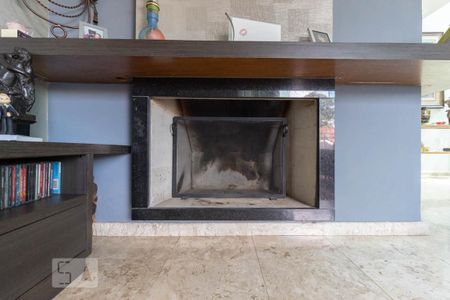 Casa à venda com 500m², 3 quartos e 3 vagas Casa à venda com 500m², 3 quartos e 3 vagasSala 1