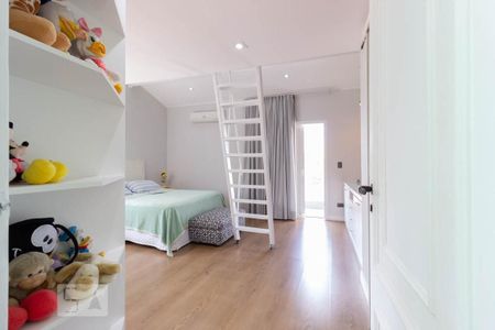 Casa à venda com 500m², 3 quartos e 3 vagas Casa à venda com 500m², 3 quartos e 3 vagasSuíte 1