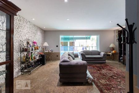 Casa à venda com 500m², 3 quartos e 3 vagas Casa à venda com 500m², 3 quartos e 3 vagasSala 3