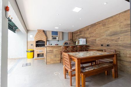 Casa à venda com 500m², 3 quartos e 3 vagas Casa à venda com 500m², 3 quartos e 3 vagasÁrea da churrasqueira