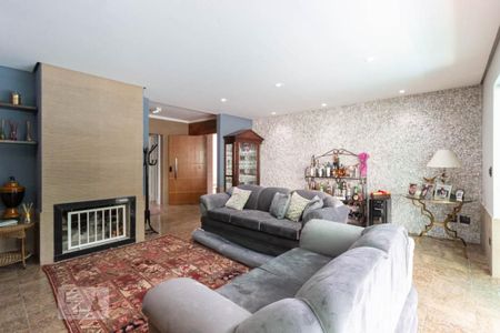 Casa à venda com 500m², 3 quartos e 3 vagas Casa à venda com 500m², 3 quartos e 3 vagasSala 3