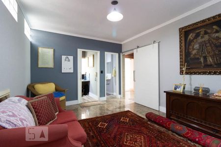 Casa à venda com 500m², 3 quartos e 3 vagas Casa à venda com 500m², 3 quartos e 3 vagasSala 2