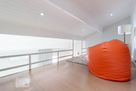 Casa à venda com 500m², 3 quartos e 3 vagas Casa à venda com 500m², 3 quartos e 3 vagasSuíte 1