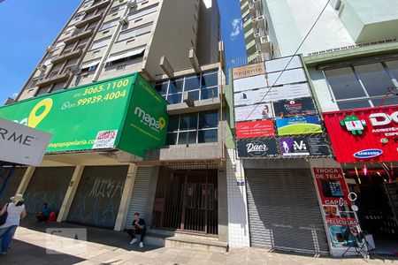Apartamento à venda com 34m², 1 quarto e sem vagaFachada do Prédio