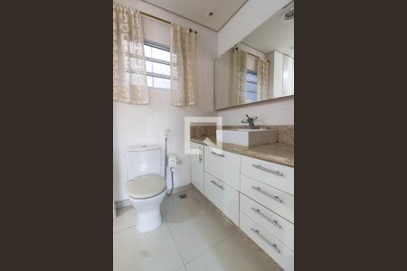 Casa à venda com 293m², 5 quartos e 1 vaga Casa à venda com 293m², 5 quartos e 1 vagaCloset