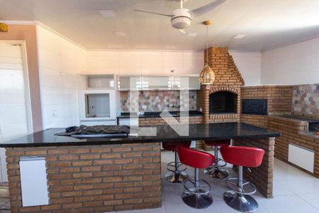Casa à venda com 293m², 5 quartos e 1 vaga Casa à venda com 293m², 5 quartos e 1 vagaChurrasqueira