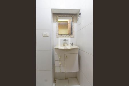 Casa à venda com 293m², 5 quartos e 1 vaga Casa à venda com 293m², 5 quartos e 1 vagaLavabo 2