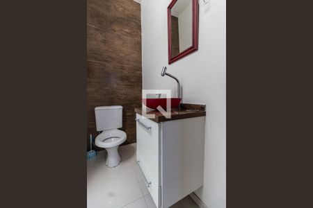 Casa à venda com 293m², 5 quartos e 1 vaga Casa à venda com 293m², 5 quartos e 1 vagaLavabo 1