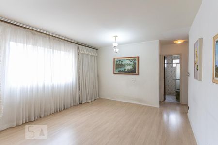 Sala de apartamento para alugar com 2 quartos, 77m² em Vila Romana, São Paulo