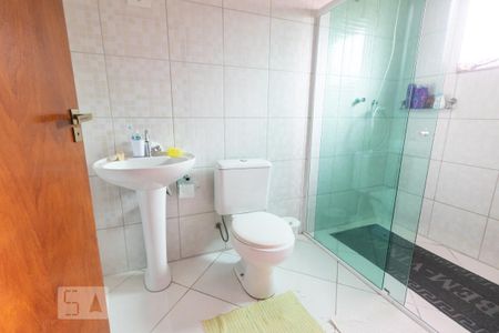 Casa para alugar com 400m², 5 quartos e 5 vagas Casa para alugar com 400m², 5 quartos e 5 vagasBanheiro da Suíte 2 da Edícula