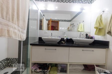 Casa para alugar com 400m², 5 quartos e 5 vagas Casa para alugar com 400m², 5 quartos e 5 vagasBanheiro da Suíte 3