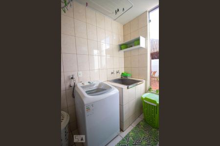 Casa à venda com 360m², 4 quartos e 5 vagasÁrea de Serviço