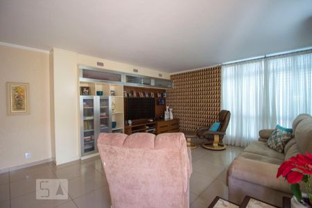 Casa à venda com 360m², 4 quartos e 5 vagasSala de Estar