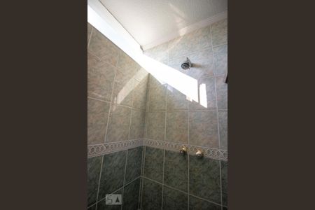 Casa à venda com 360m², 4 quartos e 5 vagasBanheiro da Suíte 2