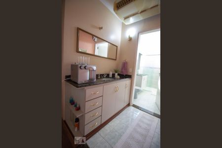 Casa à venda com 360m², 4 quartos e 5 vagasBanheiro Social