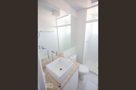 Apartamento à venda com 65m², 2 quartos e 1 vaga Apartamento à venda com 65m², 2 quartos e 1 vagaSuite