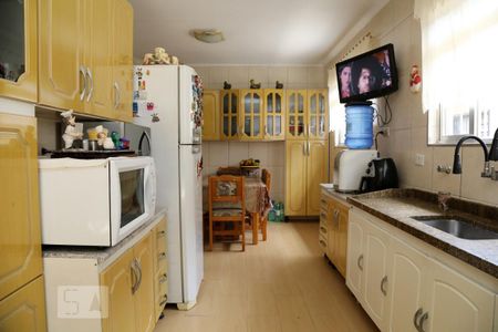 Casa para alugar com 200m², 4 quartos e 3 vagasCozinha 