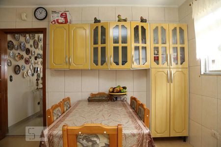 Casa para alugar com 200m², 4 quartos e 3 vagasCozinha