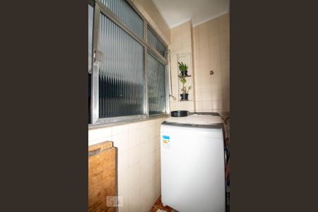 Apartamento à venda com 64m², 2 quartos e 1 vaga Apartamento à venda com 64m², 2 quartos e 1 vagaÁrea de Serviço