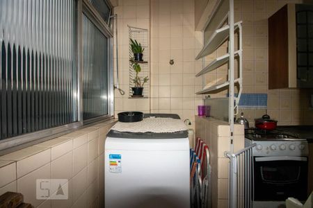 Apartamento à venda com 64m², 2 quartos e 1 vaga Apartamento à venda com 64m², 2 quartos e 1 vagaÁrea de Serviço