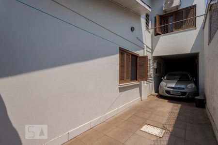 Casa à venda com 260m², 5 quartos e 3 vagasPátio