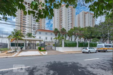 Apartamento à venda com 66m², 2 quartos e 1 vaga Apartamento à venda com 66m², 2 quartos e 1 vagaFachada do Condomínio