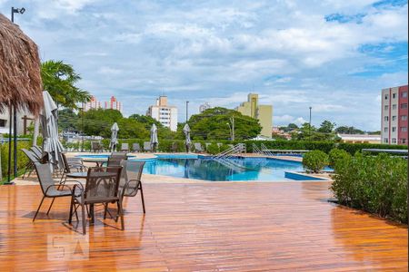 Apartamento à venda com 66m², 2 quartos e 1 vaga Apartamento à venda com 66m², 2 quartos e 1 vagaÁrea comum - Piscina