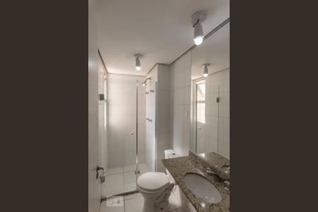 Apartamento à venda com 66m², 2 quartos e 1 vaga Apartamento à venda com 66m², 2 quartos e 1 vagaBanheiro Social