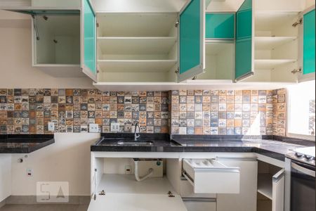 Apartamento à venda com 66m², 2 quartos e 1 vaga Apartamento à venda com 66m², 2 quartos e 1 vagaCozinha - Armários